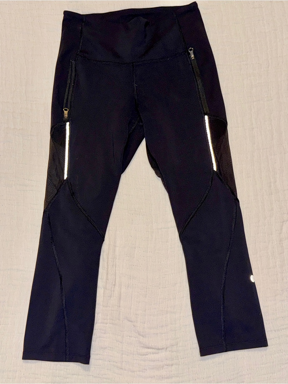 Lululemon athletica Black zip Pocket Leggings Sz 4
